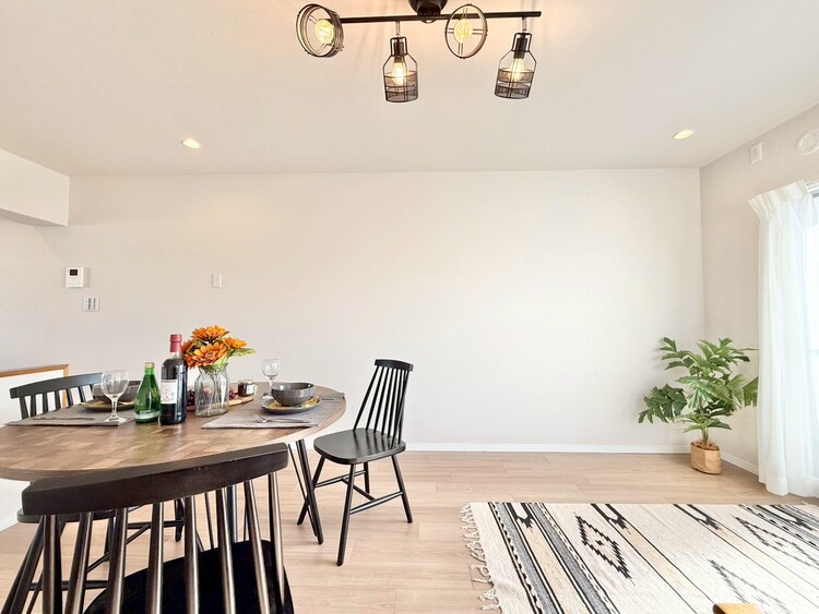 居間 「空間が織り成すひとつ先の住み心地」を演出します。