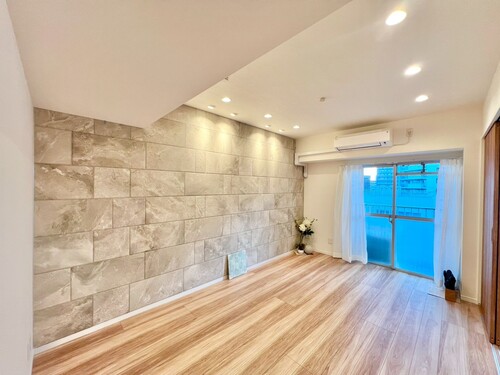 ローレルプラザ田町の物件画像