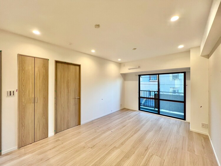 居間 シンプルな内装と偏り過ぎないデザインで統一しました。