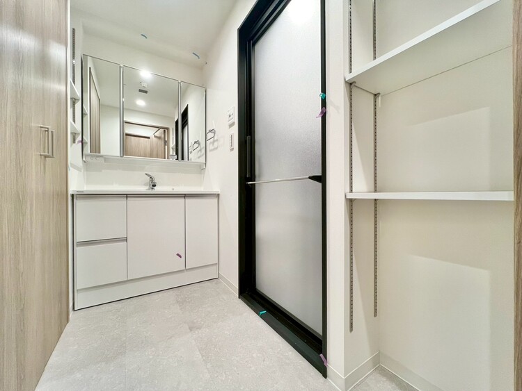 洗面 十分な広さの脱衣所。