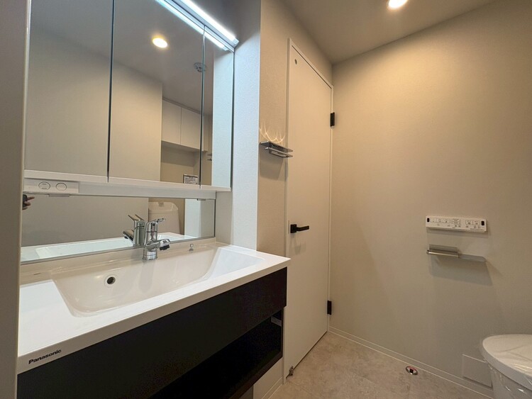 洗面 十分な広さの脱衣所。