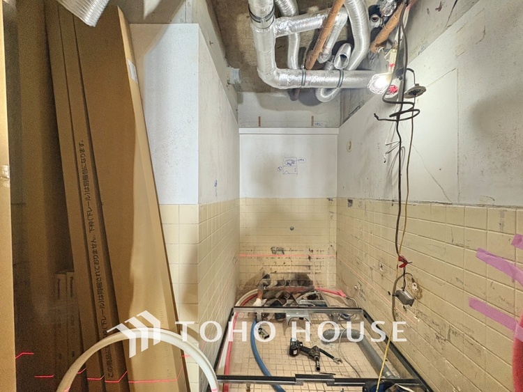 トイレ 現在改装中◆快適◆な生活に不可欠。節水型の高性能トイレを新設。