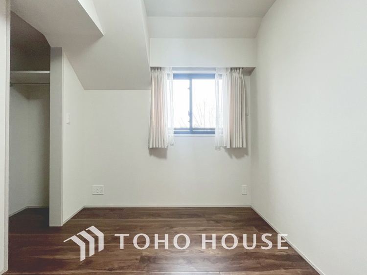 内装 【PRIVATE ROOM】◆快適◆な暮らしに不可欠な収納スペース。快適さとともに思い出も詰まっていく。