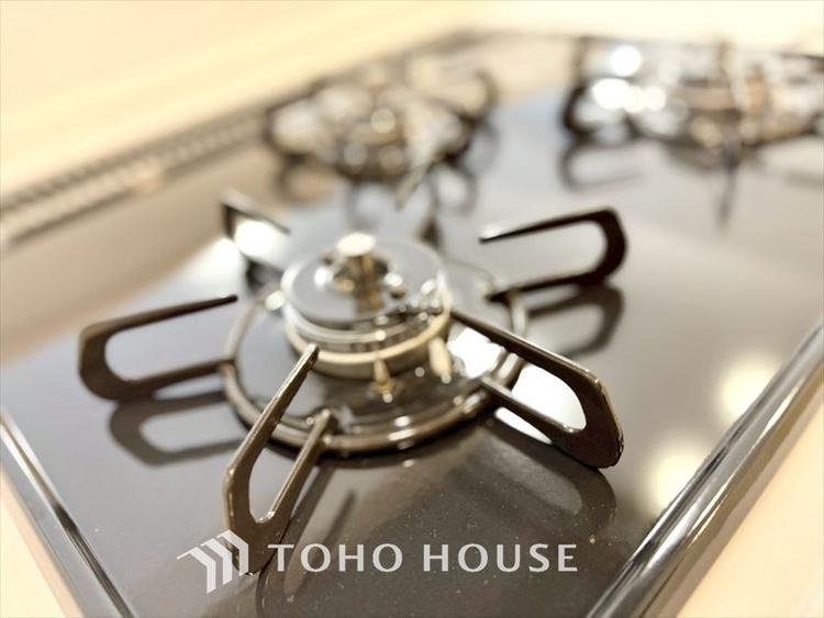 キッチン 現在改装中◆家族のおはよう◆の声を笑顔で迎えてあげられるシステムキッチン。朝ごはんが楽しみでちょっと早起きしたくなるんです。