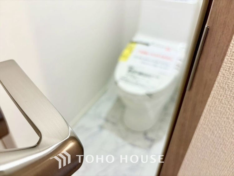 トイレ 現在改装中◆快適◆な生活に不可欠。節水型の高性能トイレを新設。
