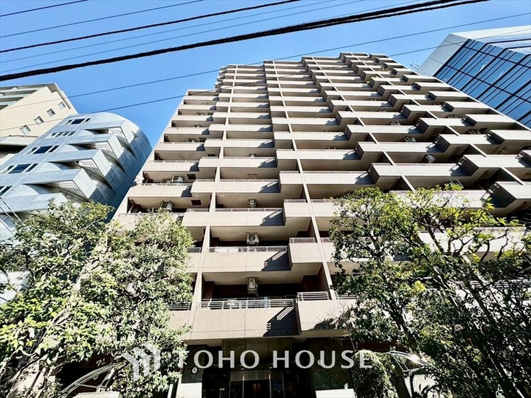 外観 【APPEARANCE】◆眩い◆光が燦々と入り、家族の笑顔を照らす。「いつまでも続いて」と願う夢のような毎日がここにある。