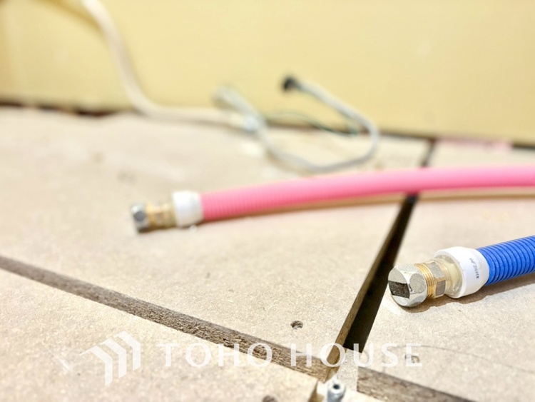 キッチン 現在改装中◆ワクワク◆開放的で機能性も高いシステムキッチン。お子様は毎日のご飯にワクワク！