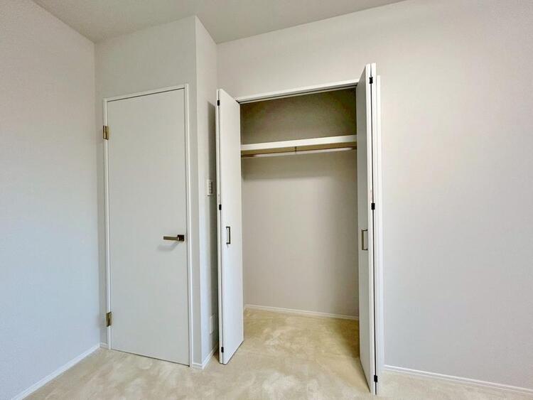 その他 家電やスーツケース、ストック品など何でも片付く嬉しい空間です。