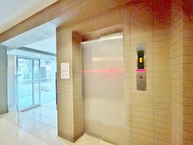 その他 エレベーター完備のため荷物が多くなっても安心。