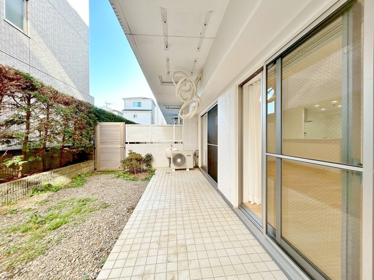 その他 朝の澄んだ空気や、夕方に吹く清々しい風を感じられるバルコニー。