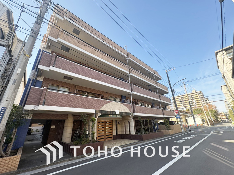 外観 〜使い勝手の良い3LDKリノベーション済住戸〜南向きのため陽当り良好〜駐車場使用権付き〜