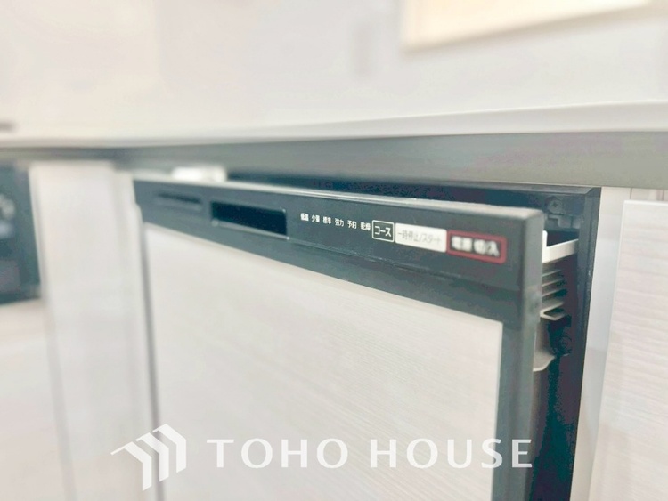 キッチン 【KITCHEN】◆家族のおはよう◆の声を笑顔で迎えてあげられるシステムキッチン。朝ごはんが楽しみでちょっと早起きしたくなるんです。