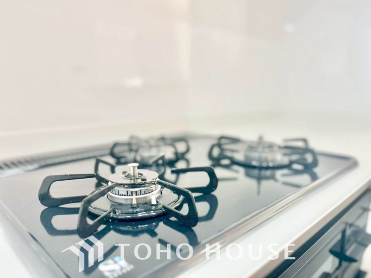 キッチン 愛情のある美味しいご馳走に。家族で使えるダイニングキッチンです。