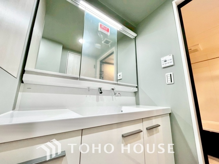 洗面 ここに集まる家族の会話と笑顔が絶え間なく続く幸せな空間。