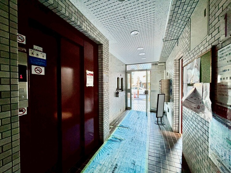 その他 館内は静寂な中が保たれており、管理が行き届いている印象を受けました。