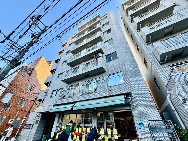 外観 忙しく過ぎゆく日常を置き去るほど、ゆったりした時間が流れる住環境。