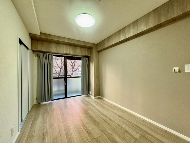 子供部屋 清かで艶やかな時間をもたらしてくれる室内です。