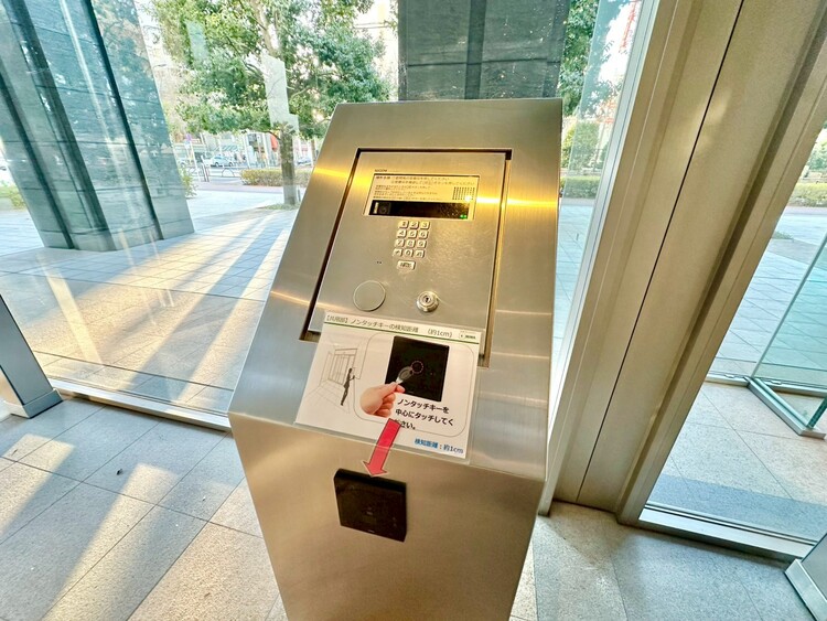 設備 誰が来てもわかる様にモニター付きインターホンを設置。