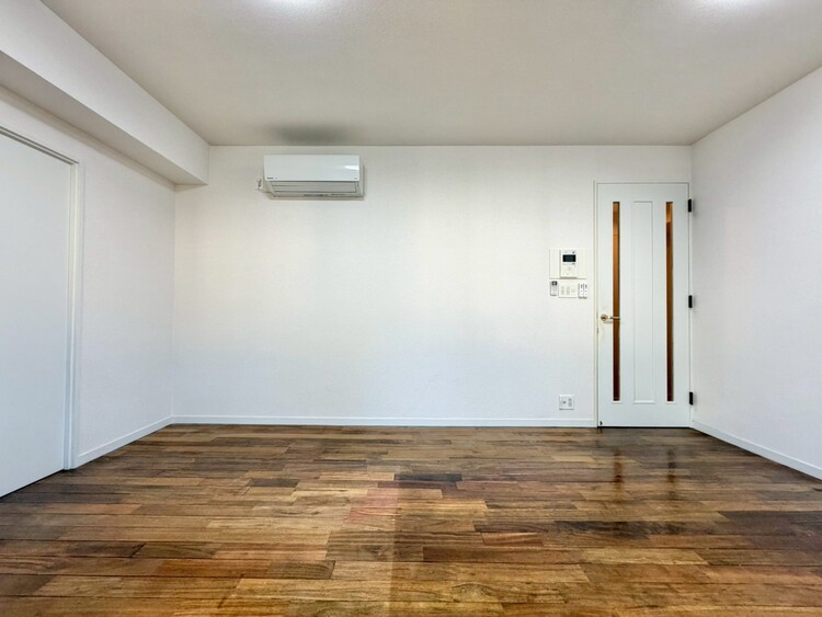 居間 居心地の良い空間に仕上がっております。