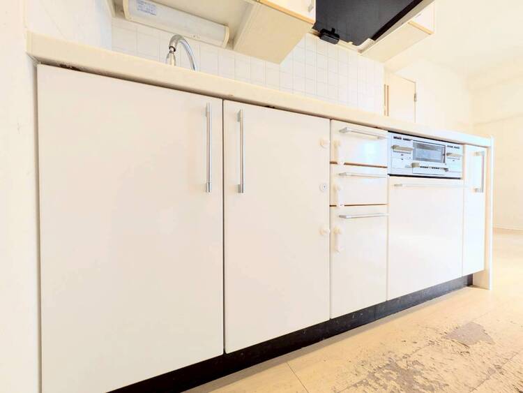 キッチン 使いやすくスタイリッシュなキッチン空間になっております。