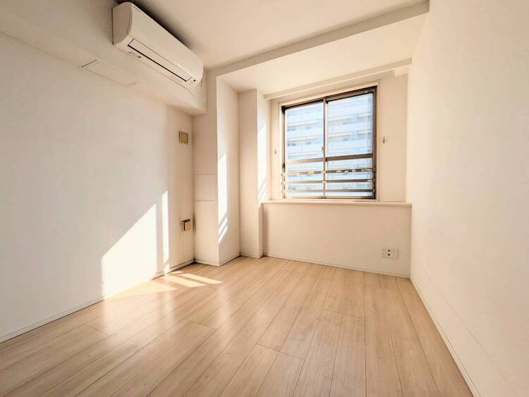 子供部屋 清かで艶やかな時間をもたらしてくれる室内です。