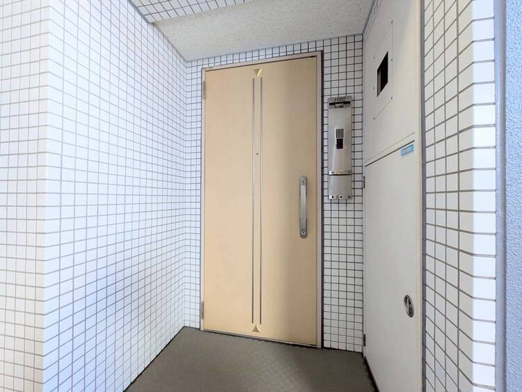 玄関 清潔感のある落ち着いた雰囲気の玄関です。