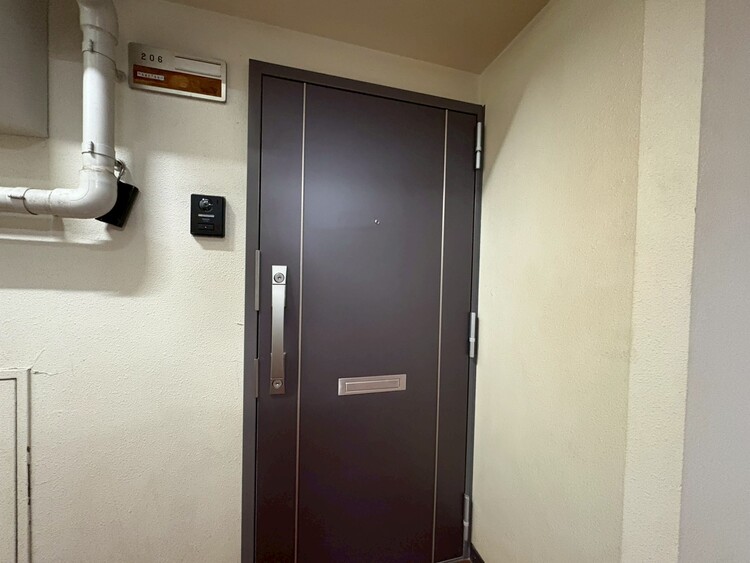 玄関 清潔感のある落ち着いた雰囲気の玄関です。