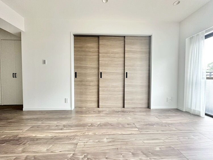 居間 充実した生活は伸びやかな居室空間から始まります。