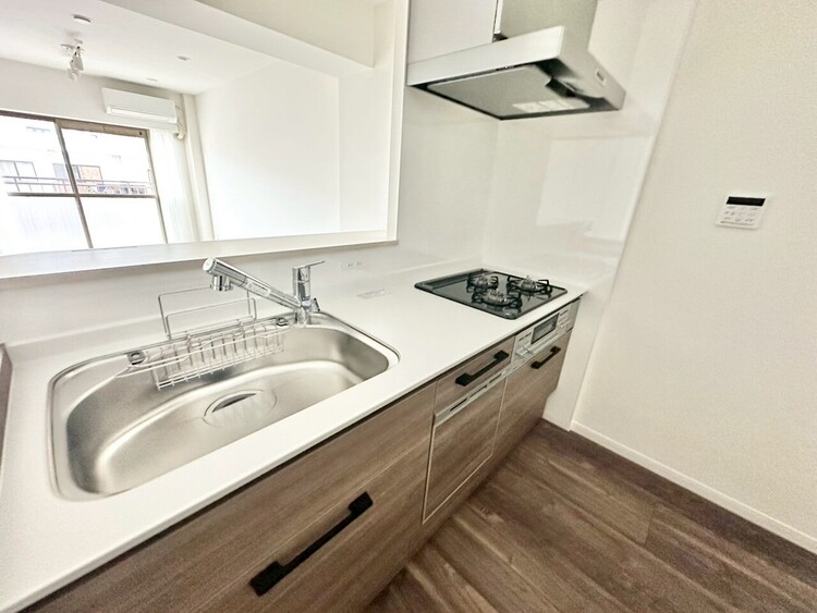 キッチン 使いやすくスタイリッシュなキッチン空間になっております。