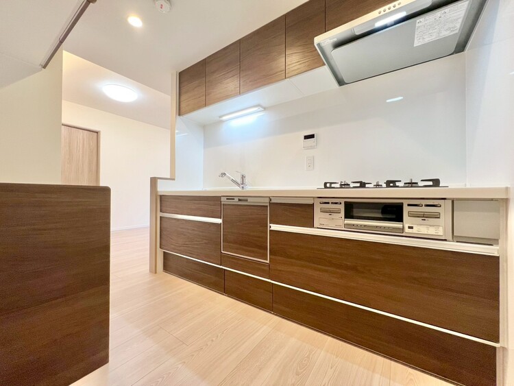 キッチン 使いやすくスタイリッシュなキッチン空間になっております。