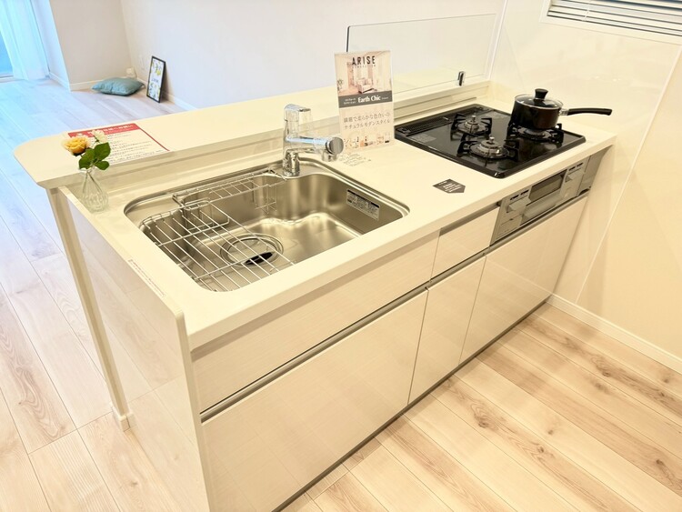 キッチン 開放感のあるキッチンスペース。調理をしながら、会話も弾みそうですね。