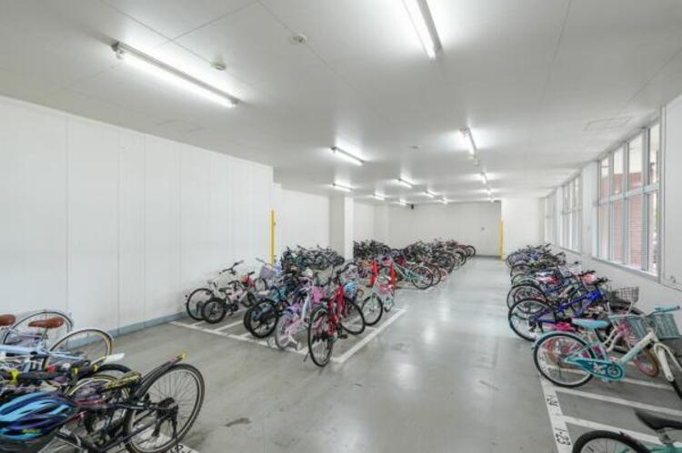 その他 敷地内に設けられた駐輪スペース