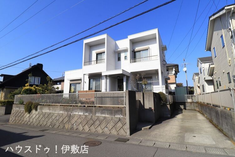 外観 【外観写真】月々4万円台からのマイホーム月々 43,157円　ボーナスなし（借入額1,600万円／鹿児島銀行／年利1.35％〈変動金利〉／返済期間40年）※別途諸費用が必要