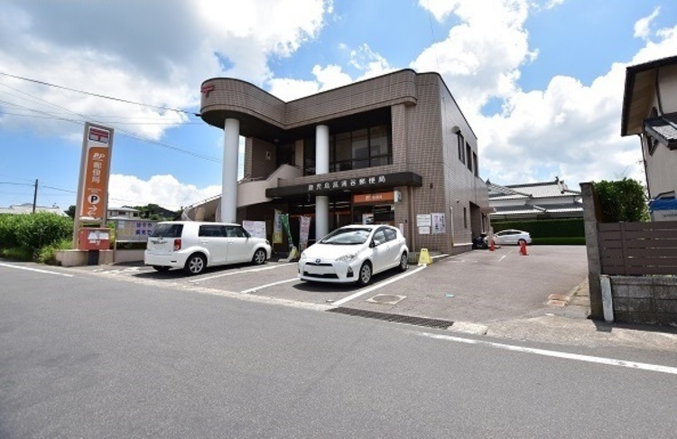 周辺 菖蒲谷郵便局【菖蒲谷郵便局】鹿児島市吉野町にある郵便局です。郵便窓口　平日9：00〜17：00ATM　平日9：00〜17：30、土曜日9：00〜12：30駐車場3台 徒歩 約8分（約640m）