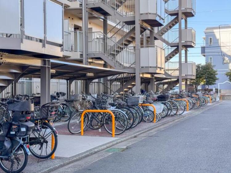 その他 敷地内に設けられた駐輪スペース。