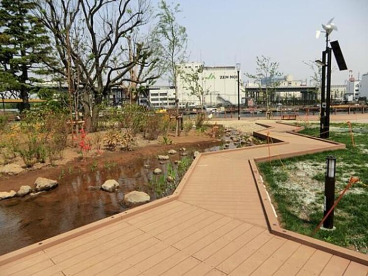 周辺 港南緑水公園　200m