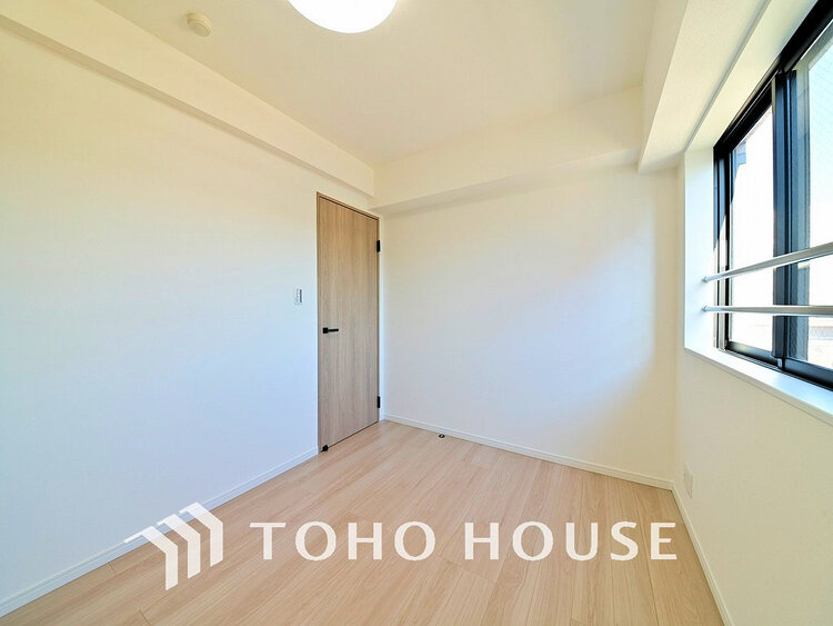 内装 1日の疲れを癒し、心地よく寛げるようゆったりとした広さをしています