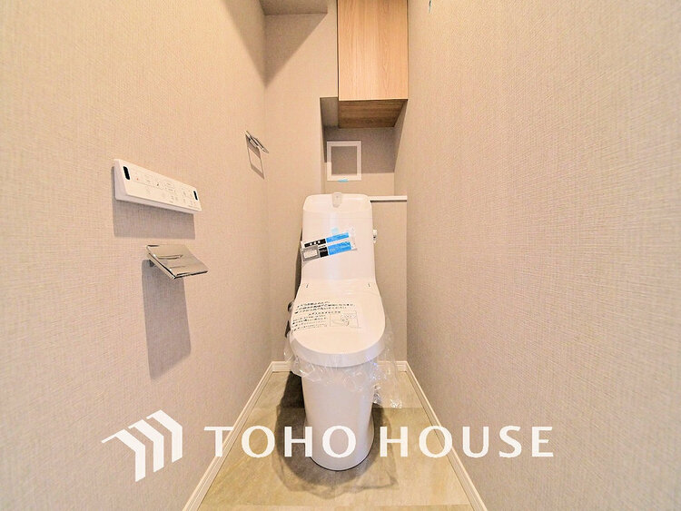 トイレ トイレには快適な温水洗浄便座付