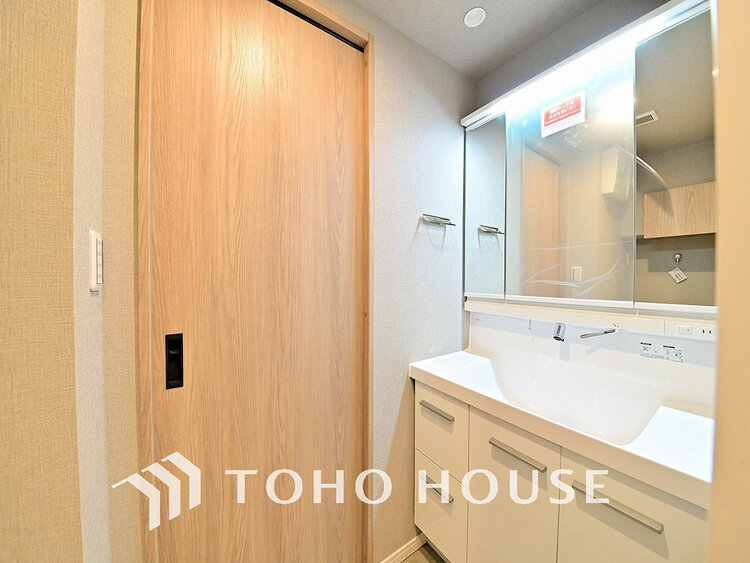 洗面 清潔感のある脱衣場