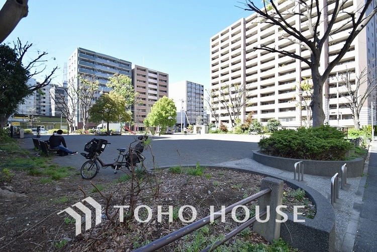 周辺 新横浜第一公園　距離60ｍ