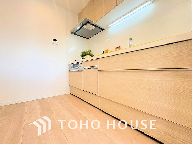 キッチン シンプルな部屋の雰囲気に溶け合うナチュラルキッチン