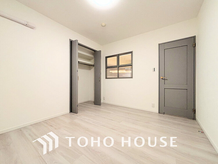 内装 1日の疲れを癒し、心地よく寛げるようゆったりとした広さをしています