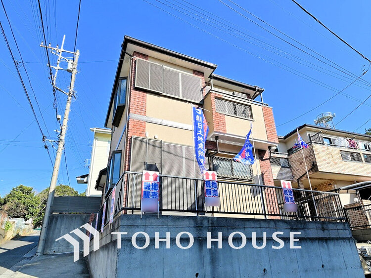 外観 〜角地につき陽当り良好〜開放感のある吹抜け仕様の4LDK住戸〜