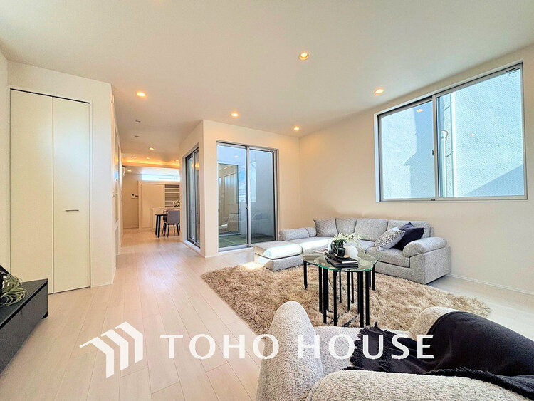 内装 ゆったりとくつろげる上質なリビングダイニングは、あなたの暮らしに価値のある時間を演出してくれます