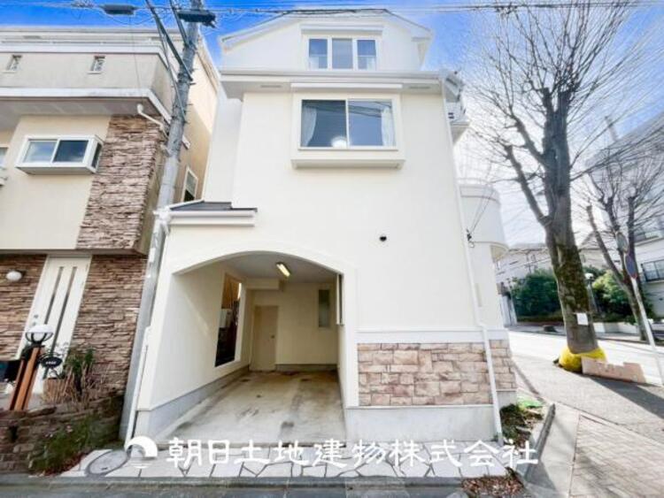 外観 【外観写真】その家から感じられる、気品・上質・重厚感・極細やかさ、そのすべては見た者に安らぎを与える特別な空間です。ここに住むからこそ意味がある。すべての（始まり）をここから迎えましょう。