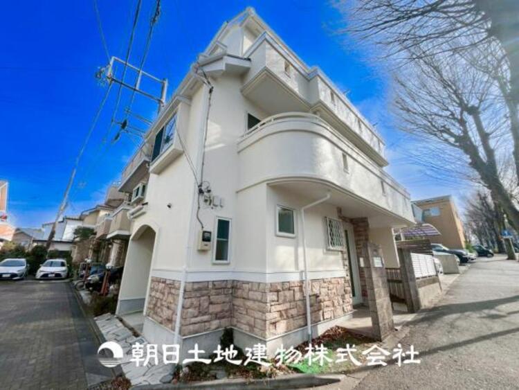 外観 【外観写真】表現された空間はたくさんの光を浴び、風を感じ、暮らしの時間を豊かにしてくれます。