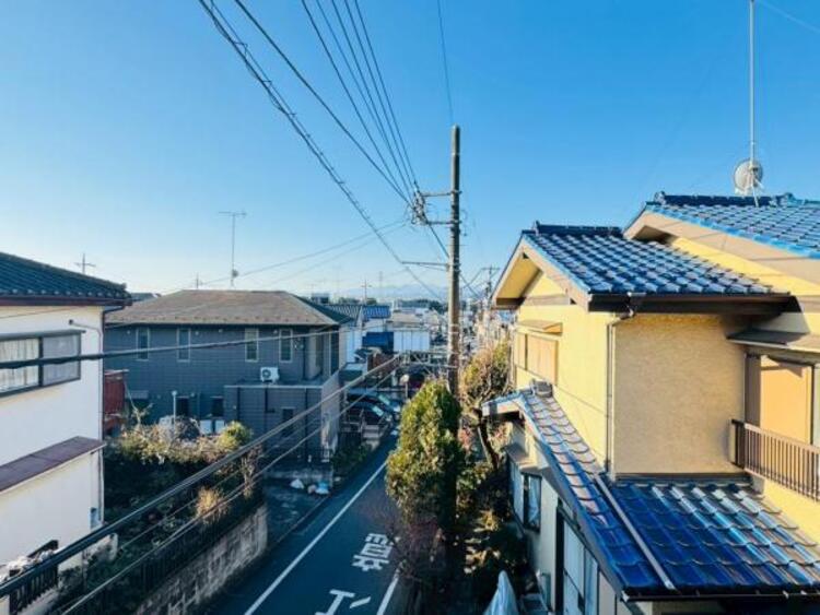 その他 太陽の光を独り占めしている様なバルコニー