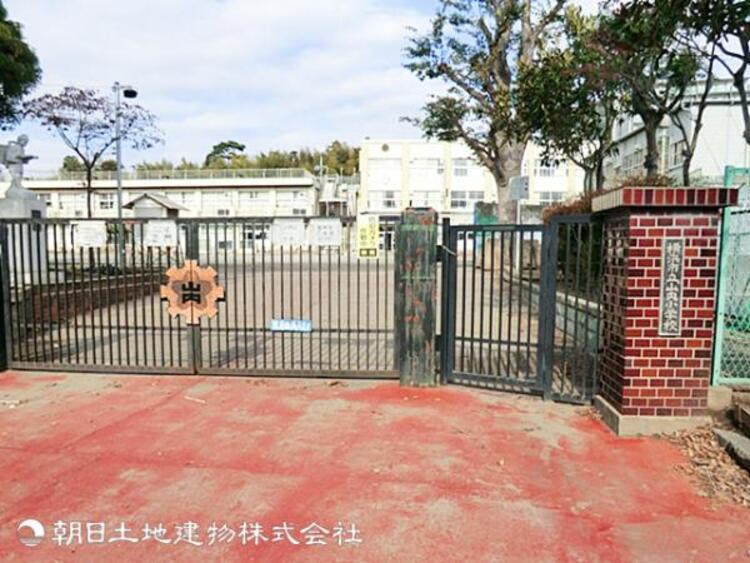 周辺 山内小学校700ｍ