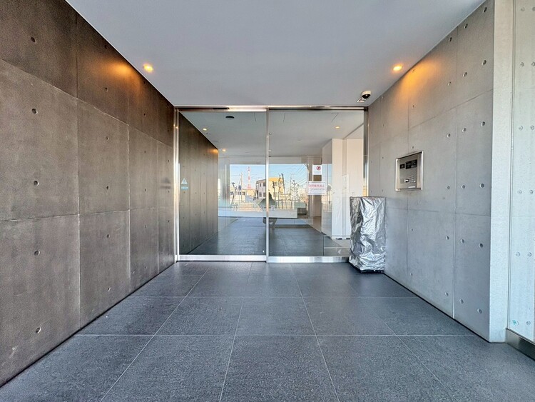 エントランス エントランスは、毎日の行き帰りで使う大事な空間です。