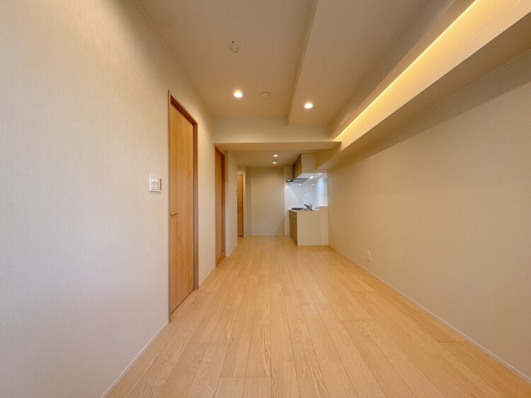 居間 居心地の良い空気感は、暮らしのステージを彩り、心からのやすらぎと満足感を与えてくれます。